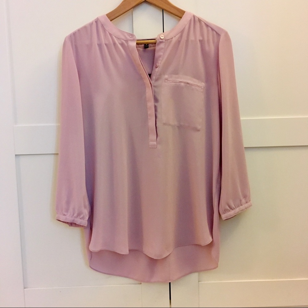 Dusty rose professional top.